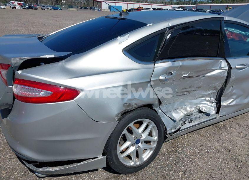 Photo 17 of 2015 Ford Fusion SE (VIN 3FA6P0H70FR110097)