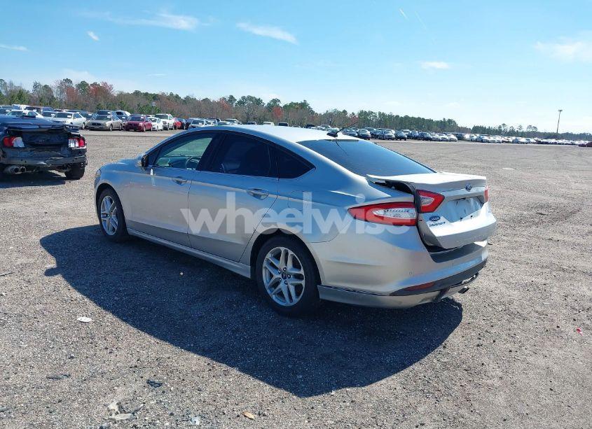 Photo 3 of 2015 Ford Fusion SE (VIN 3FA6P0H70FR110097)