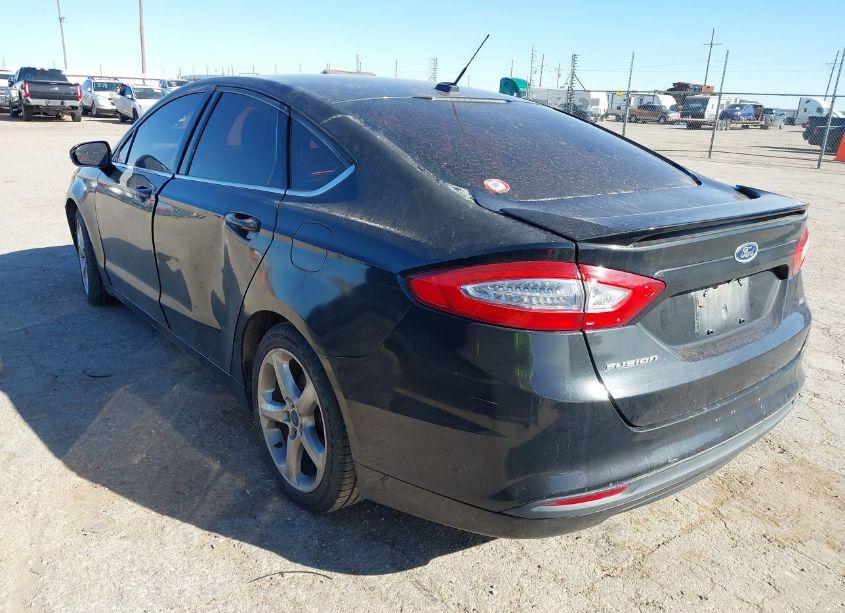 Photo 3 of 2015 Ford Fusion SE (VIN 3FA6P0H70FR169215)