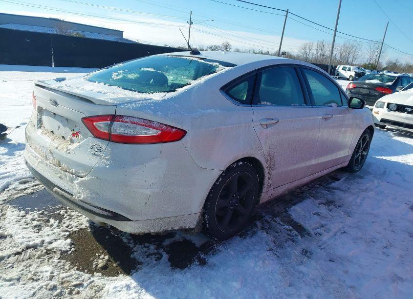 Photo 4 of 2015 Ford Fusion SE (VIN 3FA6P0H70FR191621)