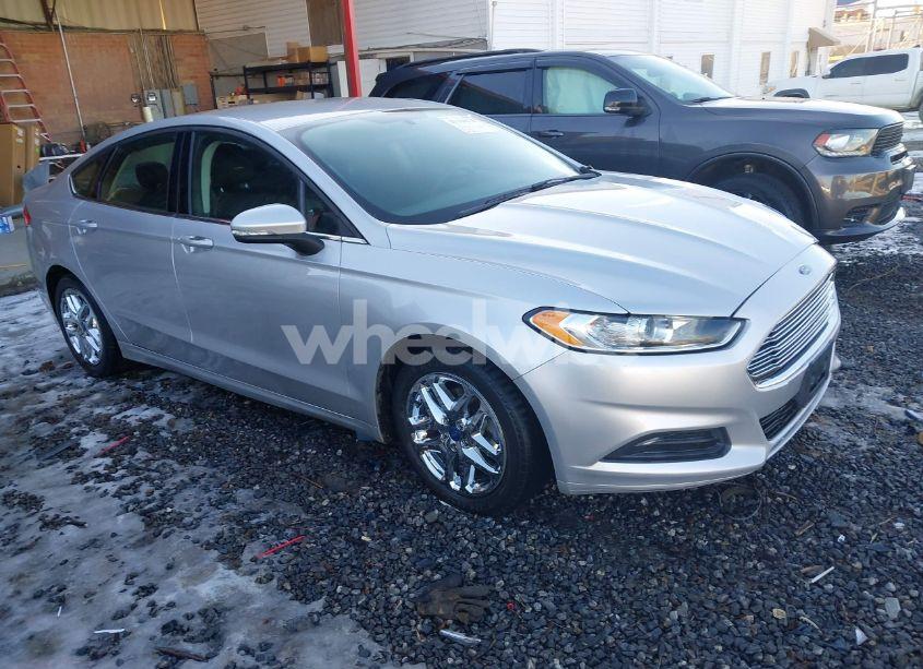 2015 Ford Fusion SE (VIN 3FA6P0H70FR260677) main photo