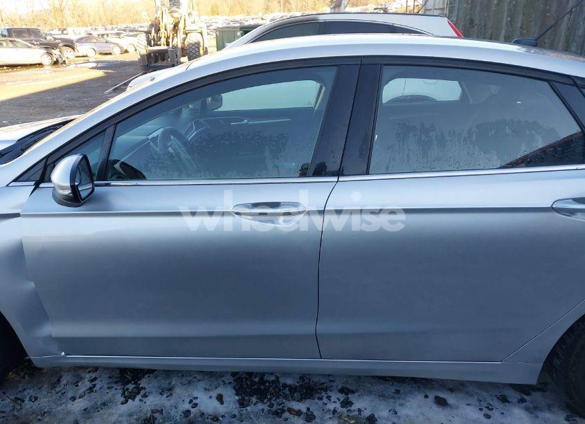 Photo 14 of 2015 Ford Fusion SE (VIN 3FA6P0H70FR260677)