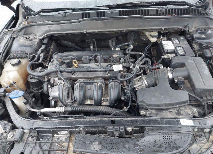 Photo 10 of 2015 Ford Fusion SE (VIN 3FA6P0H70FR295980)