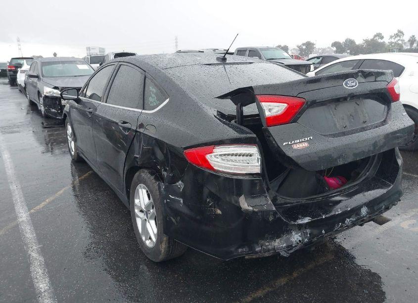 Photo 3 of 2015 Ford Fusion SE (VIN 3FA6P0H70FR295980)