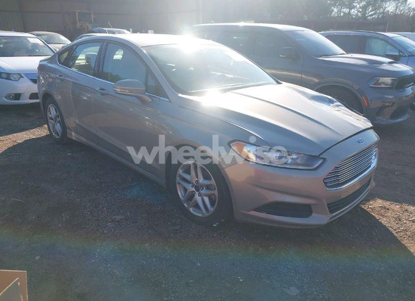 2016 Ford Fusion SE (VIN 3FA6P0H70GR139777) main photo