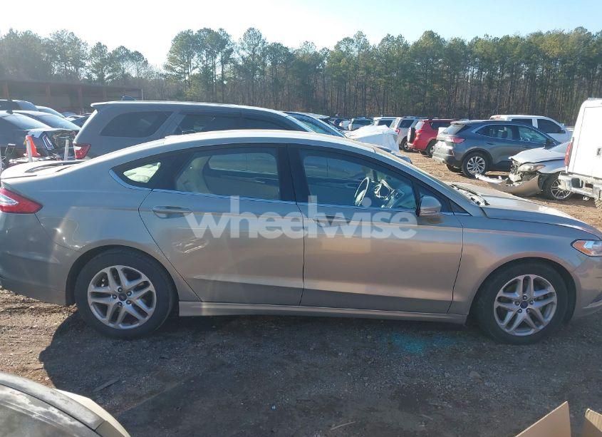 Photo 13 of 2016 Ford Fusion SE (VIN 3FA6P0H70GR139777)