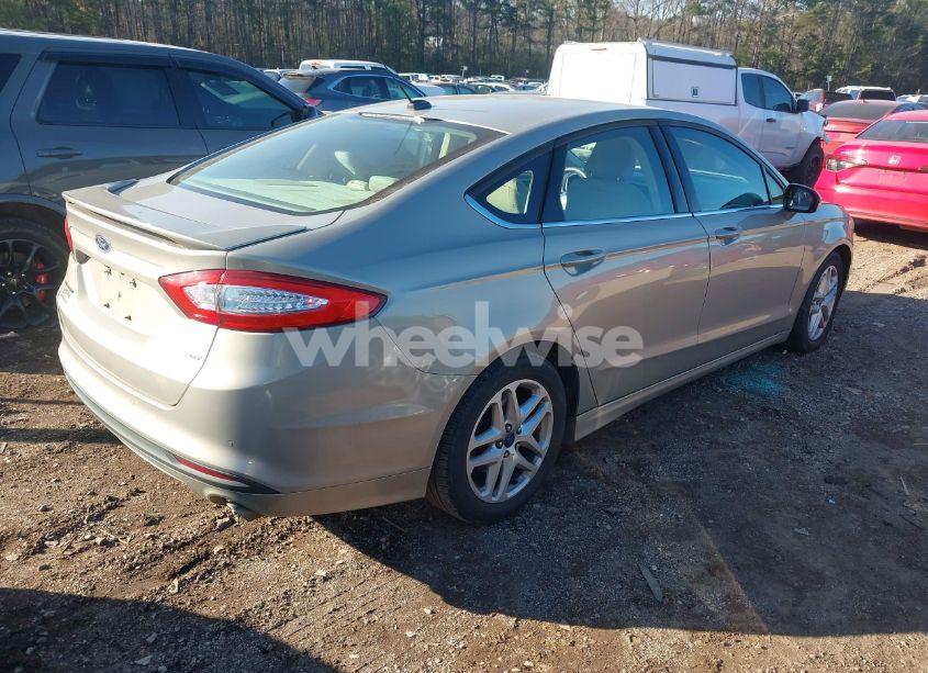 Photo 4 of 2016 Ford Fusion SE (VIN 3FA6P0H70GR139777)
