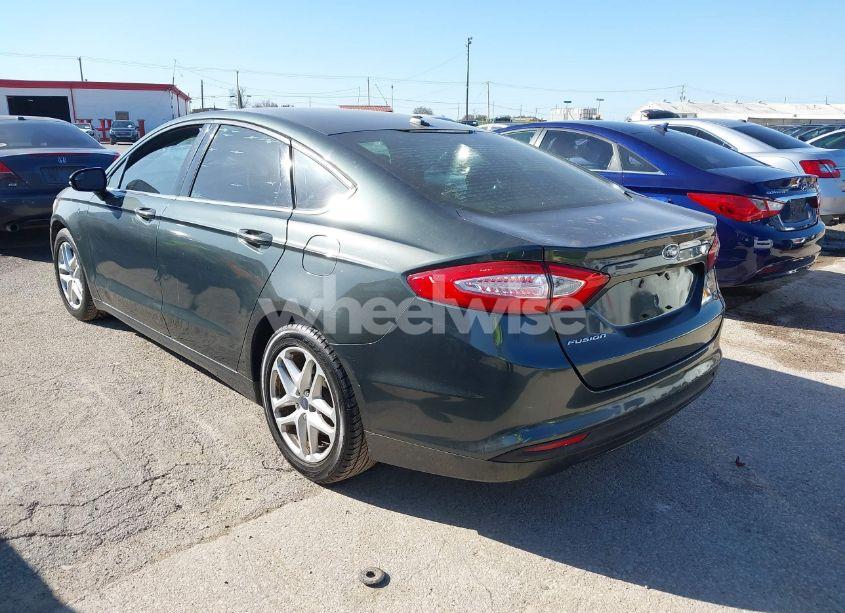 Photo 3 of 2016 Ford Fusion SE (VIN 3FA6P0H70GR179891)