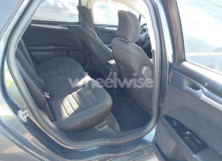 Photo 8 of 2016 Ford Fusion SE (VIN 3FA6P0H70GR179891)