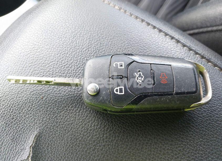 Photo 11 of 2016 Ford Fusion SE (VIN 3FA6P0H70GR183827)