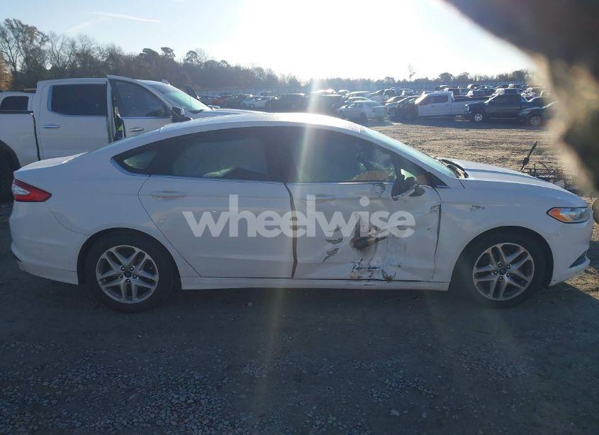 Photo 13 of 2016 Ford Fusion SE (VIN 3FA6P0H70GR201419)