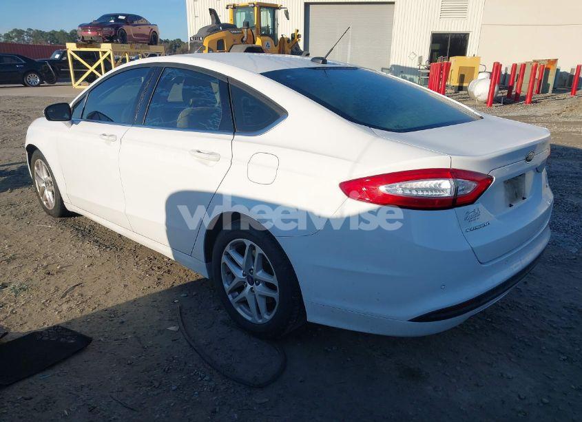 Photo 3 of 2016 Ford Fusion SE (VIN 3FA6P0H70GR201419)