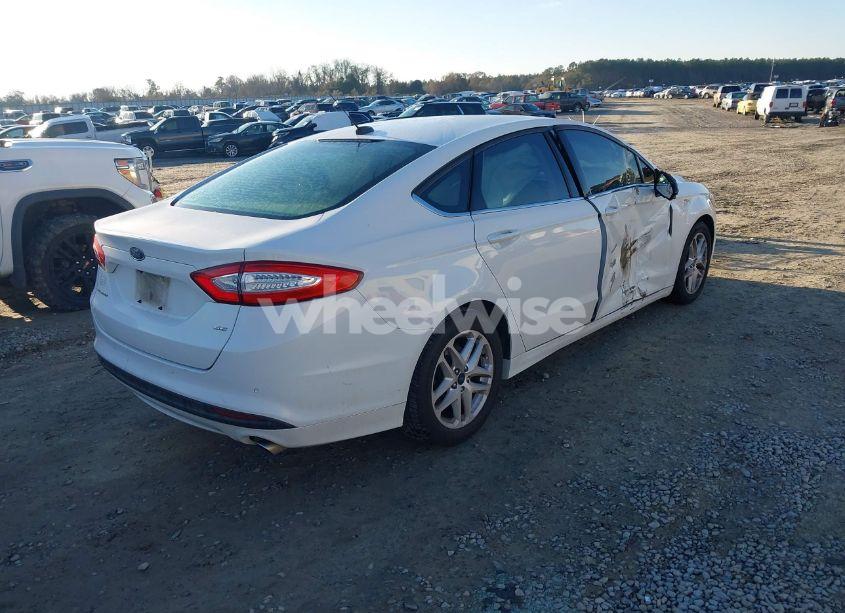 Photo 4 of 2016 Ford Fusion SE (VIN 3FA6P0H70GR201419)