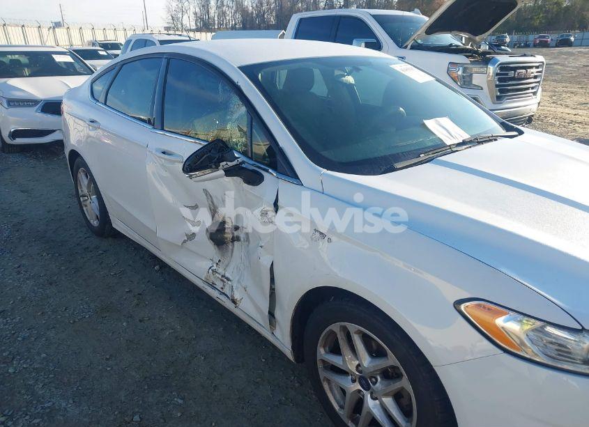 Photo 6 of 2016 Ford Fusion SE (VIN 3FA6P0H70GR201419)