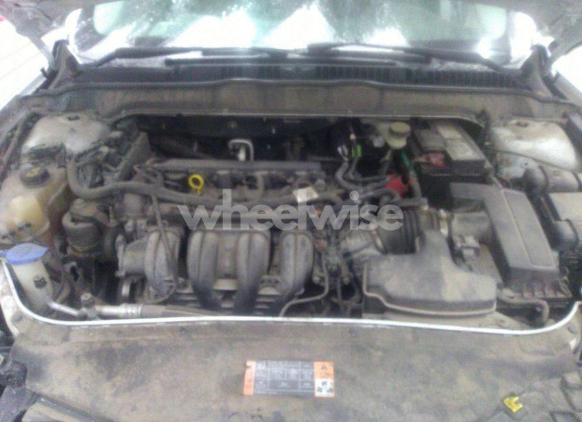 Photo 10 of 2016 Ford Fusion SE (VIN 3FA6P0H70GR208225)