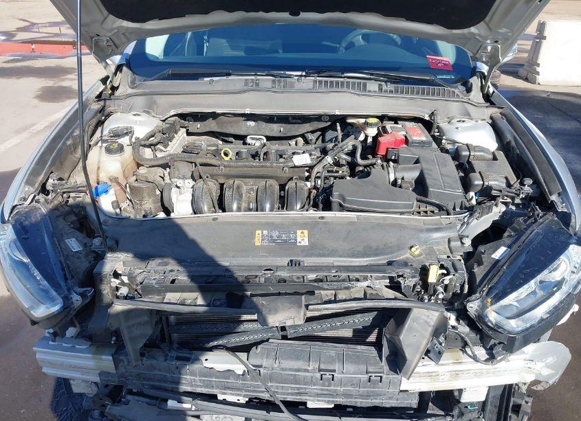 Photo 10 of 2016 Ford Fusion SE (VIN 3FA6P0H70GR216020)