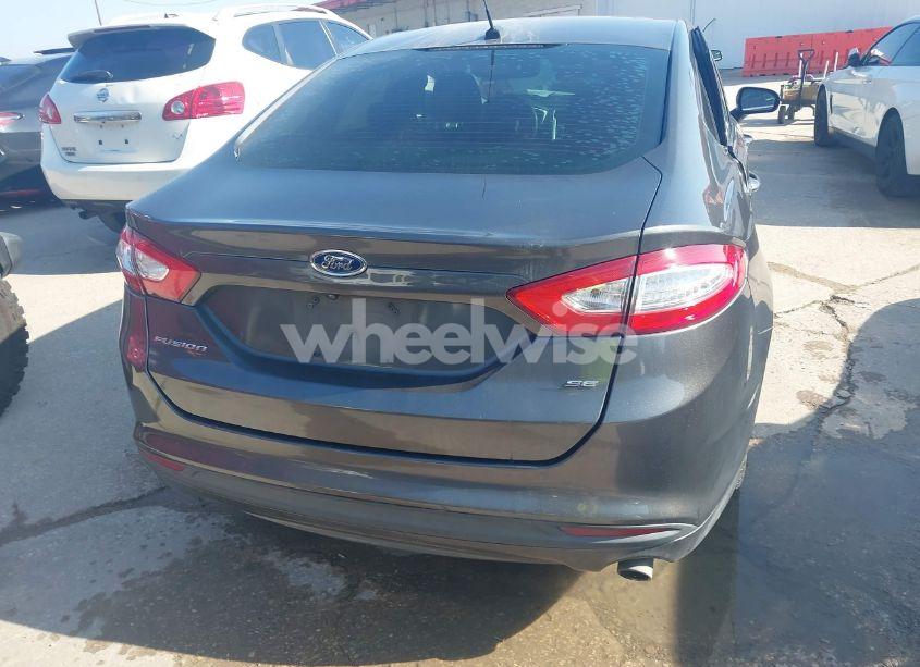 Photo 16 of 2016 Ford Fusion SE (VIN 3FA6P0H70GR251396)