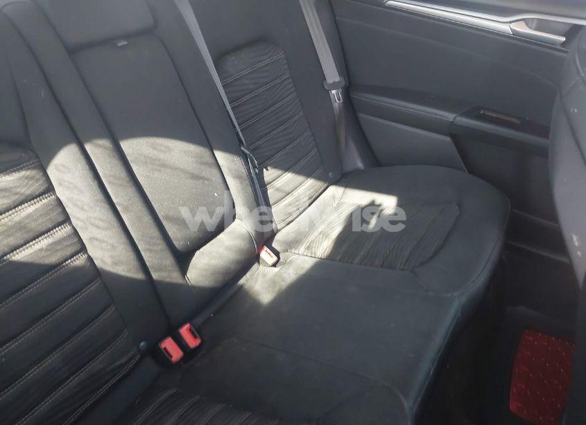 Photo 8 of 2016 Ford Fusion SE (VIN 3FA6P0H70GR251396)