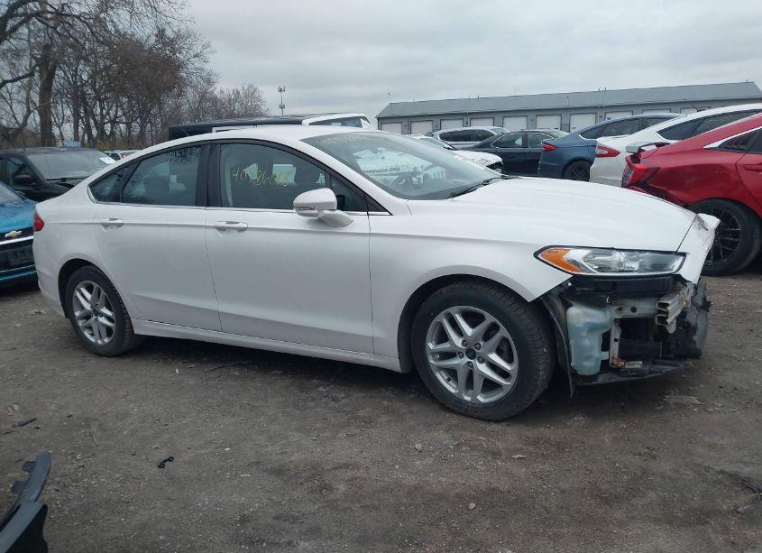 Photo 13 of 2016 Ford Fusion SE (VIN 3FA6P0H70GR256985)