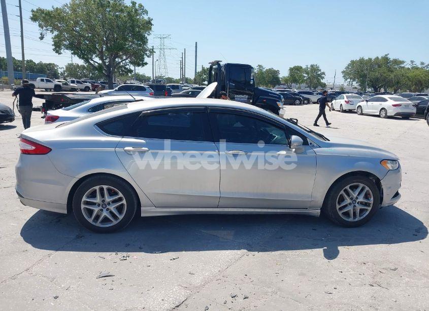 Photo 13 of 2016 Ford Fusion SE (VIN 3FA6P0H70GR275181)