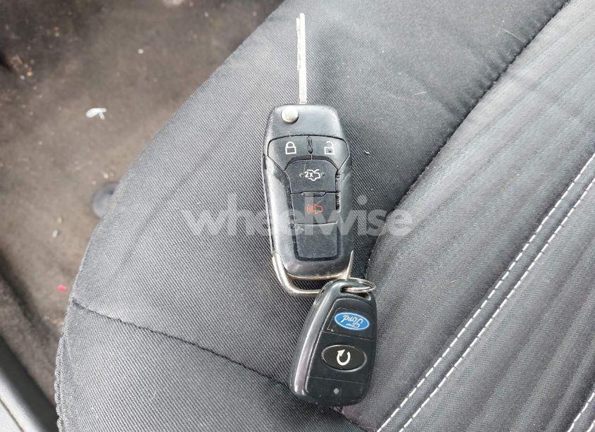 Photo 11 of 2016 Ford Fusion SE (VIN 3FA6P0H70GR300466)