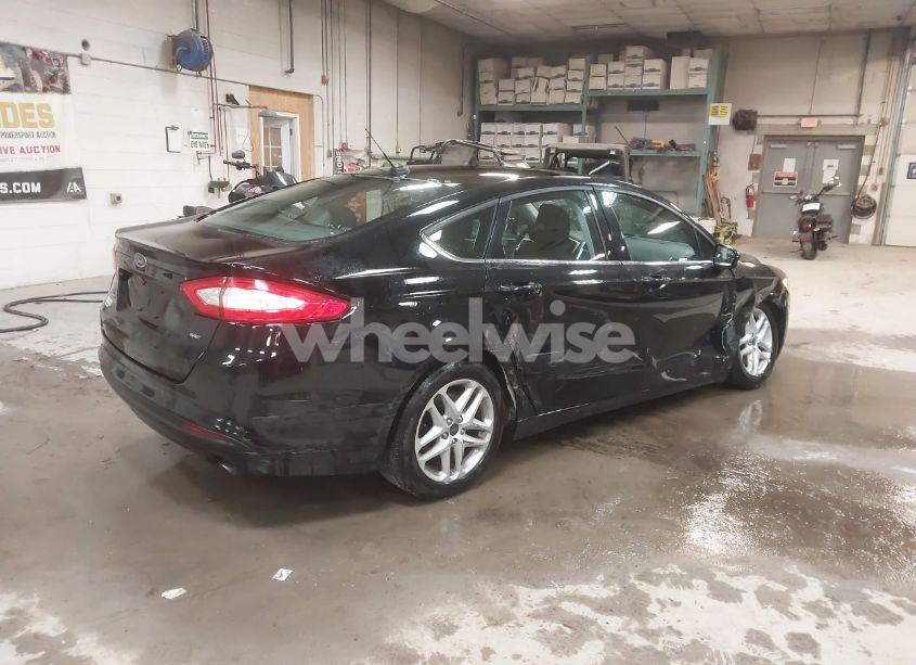 Photo 4 of 2016 Ford Fusion SE (VIN 3FA6P0H70GR335783)