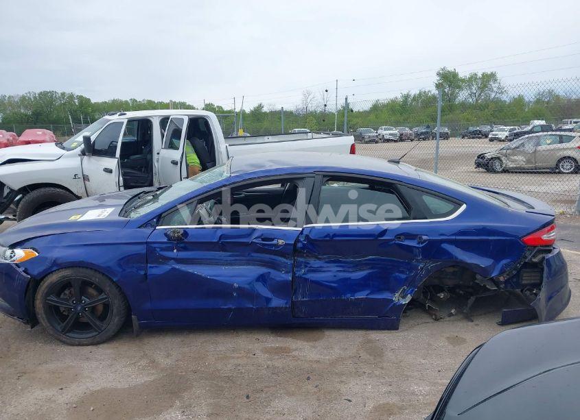 Photo 15 of 2016 Ford Fusion SE (VIN 3FA6P0H70GR352325)