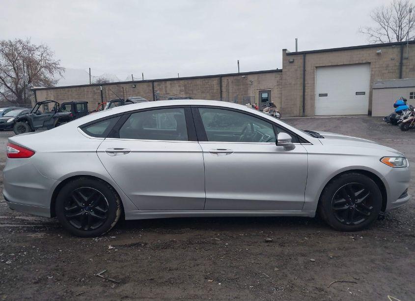 Photo 13 of 2016 Ford Fusion SE (VIN 3FA6P0H70GR357900)
