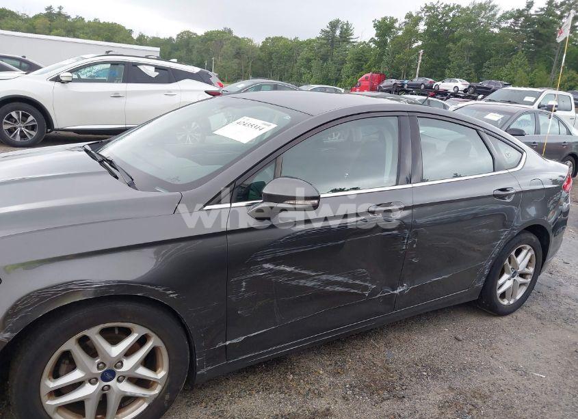 Photo 6 of 2016 Ford Fusion SE (VIN 3FA6P0H70GR358383)