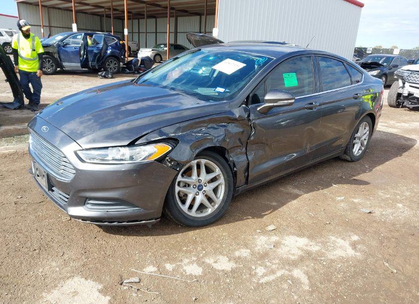 Photo 2 of 2016 Ford Fusion SE (VIN 3FA6P0H70GR381856)