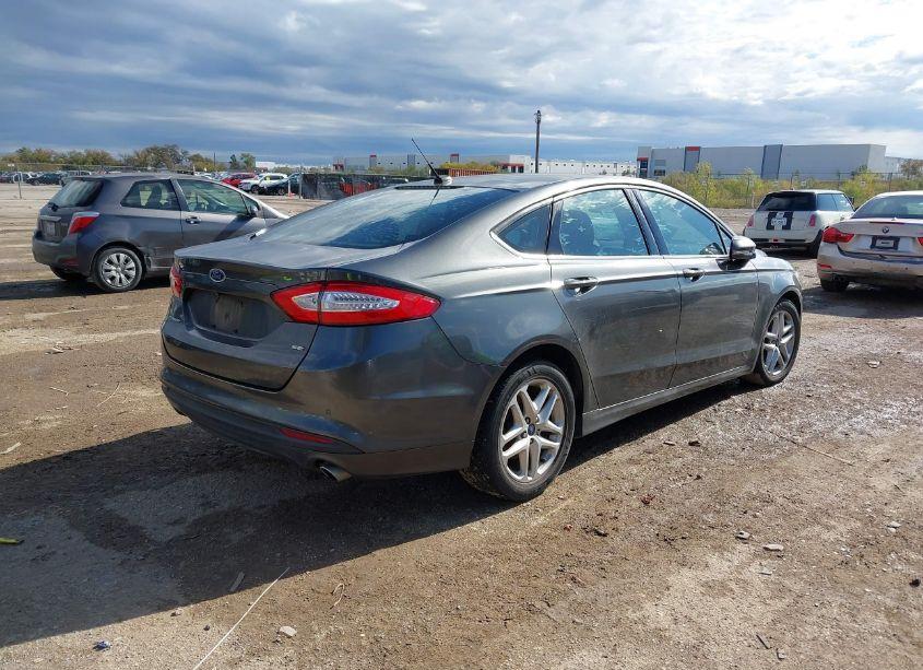 Photo 4 of 2016 Ford Fusion SE (VIN 3FA6P0H70GR381856)