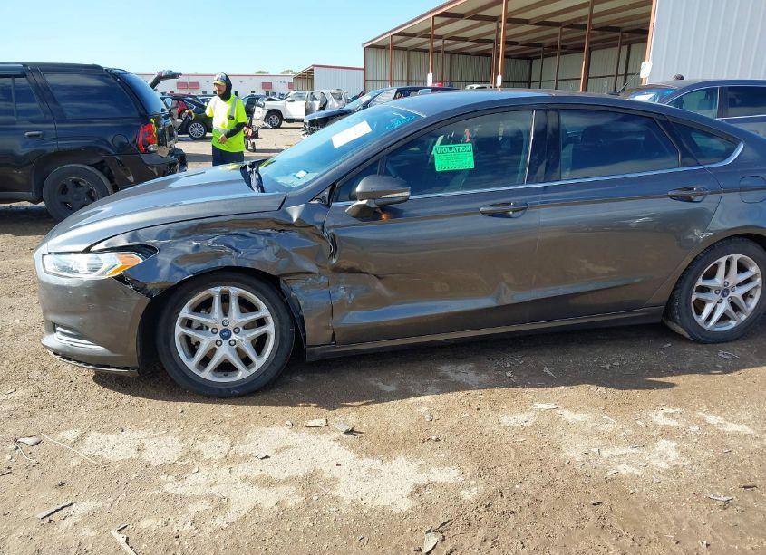 Photo 6 of 2016 Ford Fusion SE (VIN 3FA6P0H70GR381856)