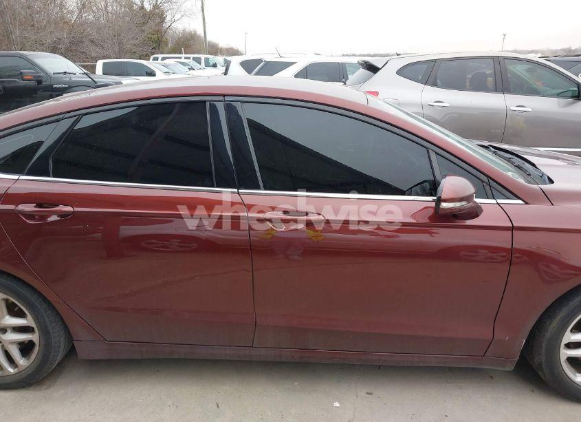 Photo 13 of 2016 Ford Fusion SE (VIN 3FA6P0H70GR390704)