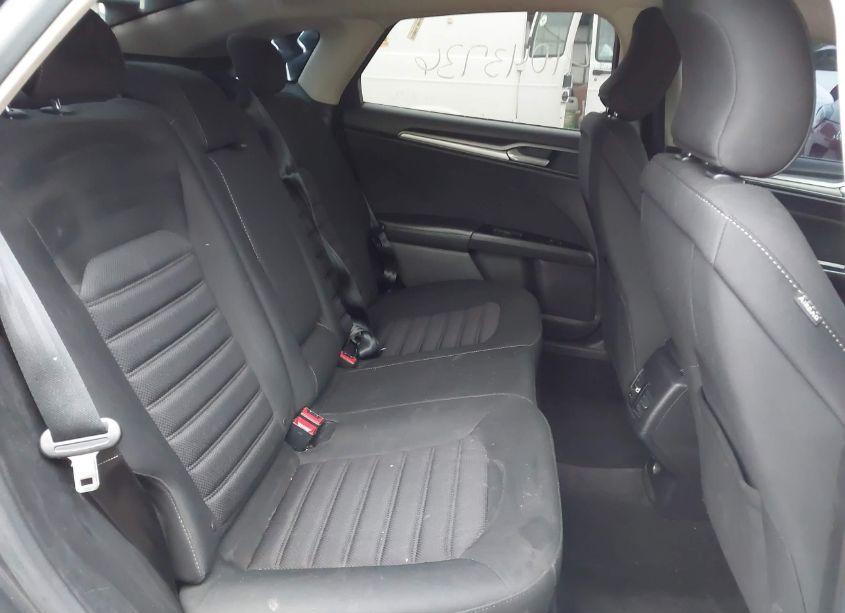 Photo 8 of 2017 Ford Fusion SE (VIN 3FA6P0H70HR109924)