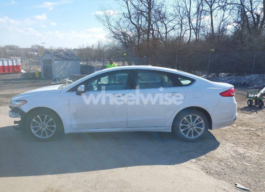 Photo 14 of 2017 Ford Fusion SE (VIN 3FA6P0H70HR145063)