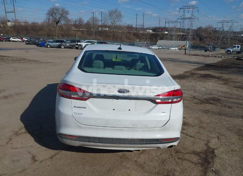 Photo 16 of 2017 Ford Fusion SE (VIN 3FA6P0H70HR145063)