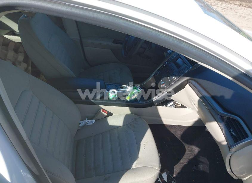 Photo 5 of 2017 Ford Fusion SE (VIN 3FA6P0H70HR145063)