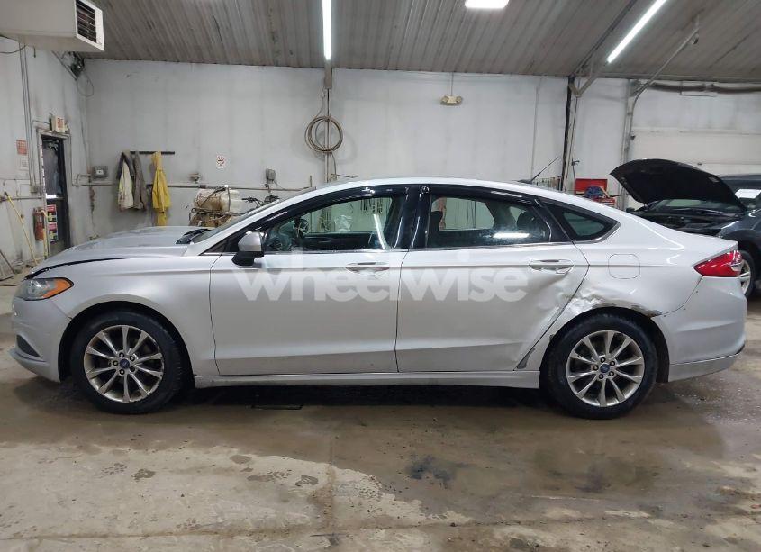 Photo 14 of 2017 Ford Fusion SE (VIN 3FA6P0H70HR150568)