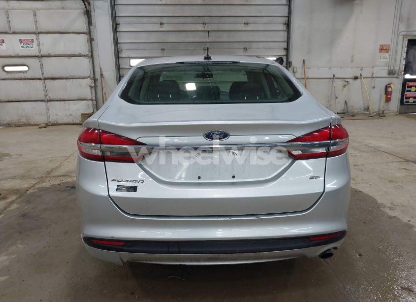 Photo 16 of 2017 Ford Fusion SE (VIN 3FA6P0H70HR150568)