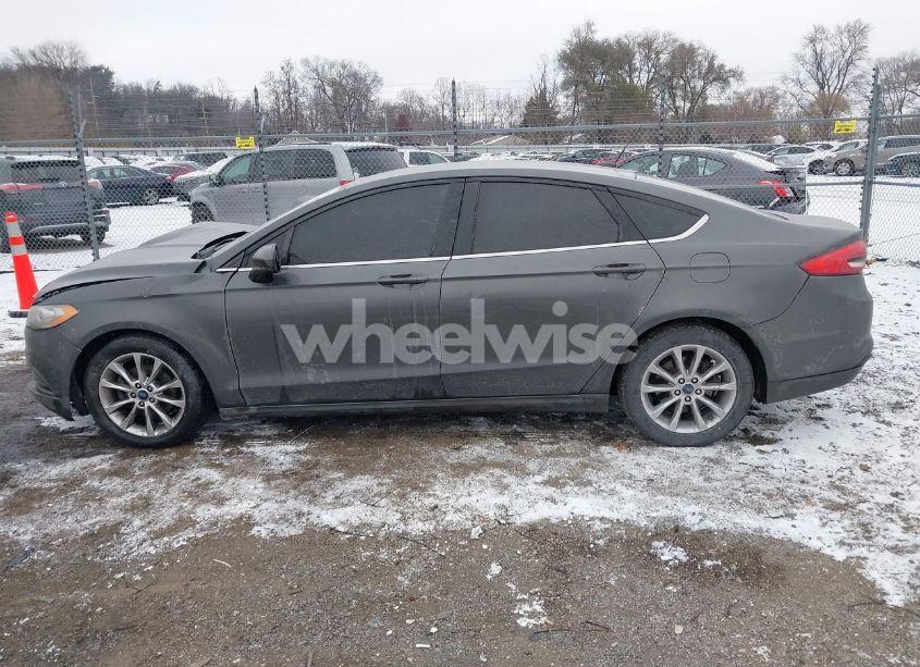 Photo 14 of 2017 Ford Fusion SE (VIN 3FA6P0H70HR171534)