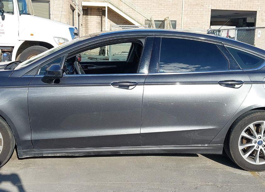 Photo 14 of 2017 Ford Fusion SE (VIN 3FA6P0H70HR201597)