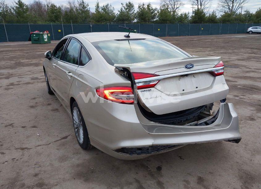 Photo 3 of 2017 Ford Fusion SE (VIN 3FA6P0H70HR213300)