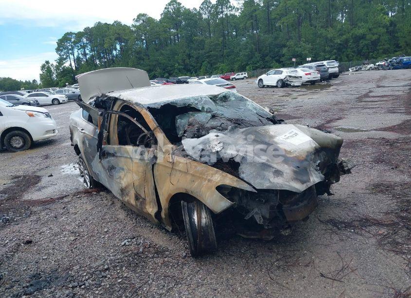 2017 Ford Fusion SE (VIN 3FA6P0H70HR220652) main photo