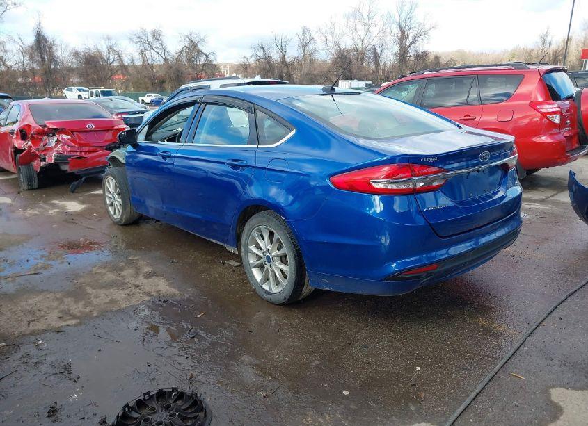 Photo 3 of 2017 Ford Fusion SE (VIN 3FA6P0H70HR245048)