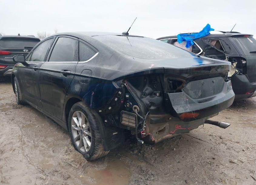 Photo 3 of 2017 Ford Fusion SE (VIN 3FA6P0H70HR349362)