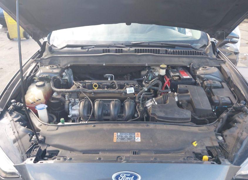 Photo 10 of 2017 Ford Fusion SE (VIN 3FA6P0H70HR383270)