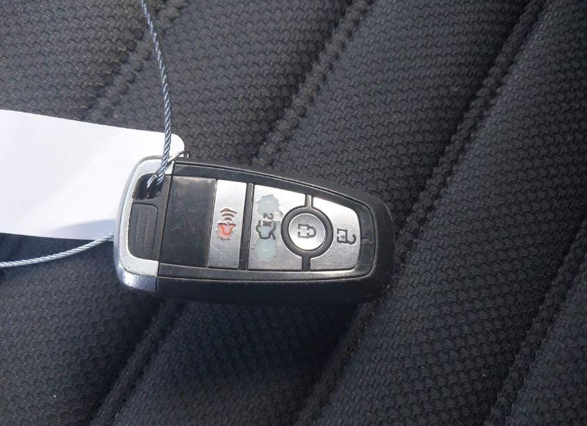 Photo 11 of 2017 Ford Fusion SE (VIN 3FA6P0H70HR383270)