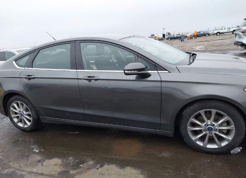 Photo 14 of 2017 Ford Fusion SE (VIN 3FA6P0H70HR383270)