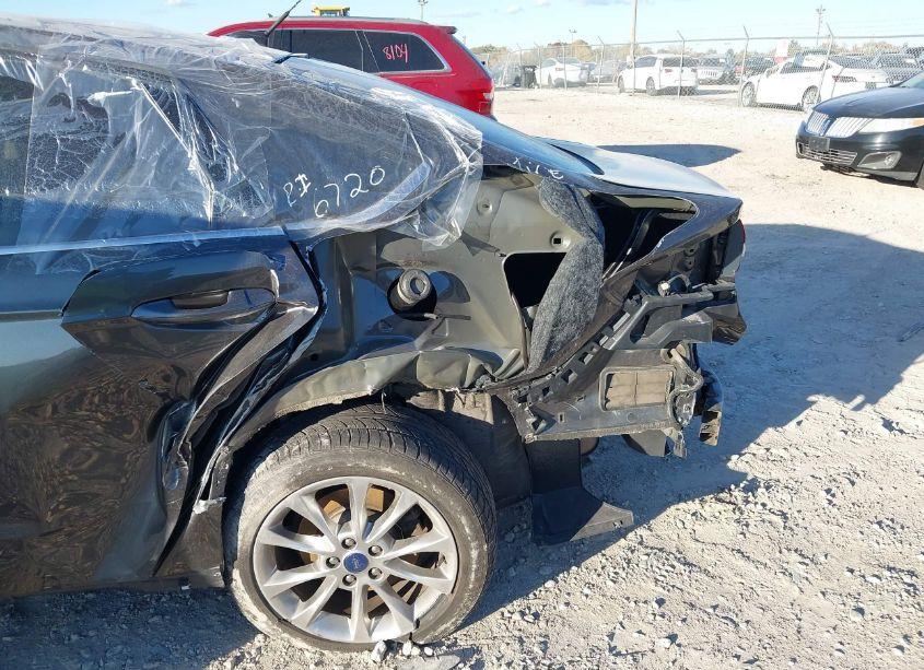 Photo 17 of 2017 Ford Fusion SE (VIN 3FA6P0H70HR394141)