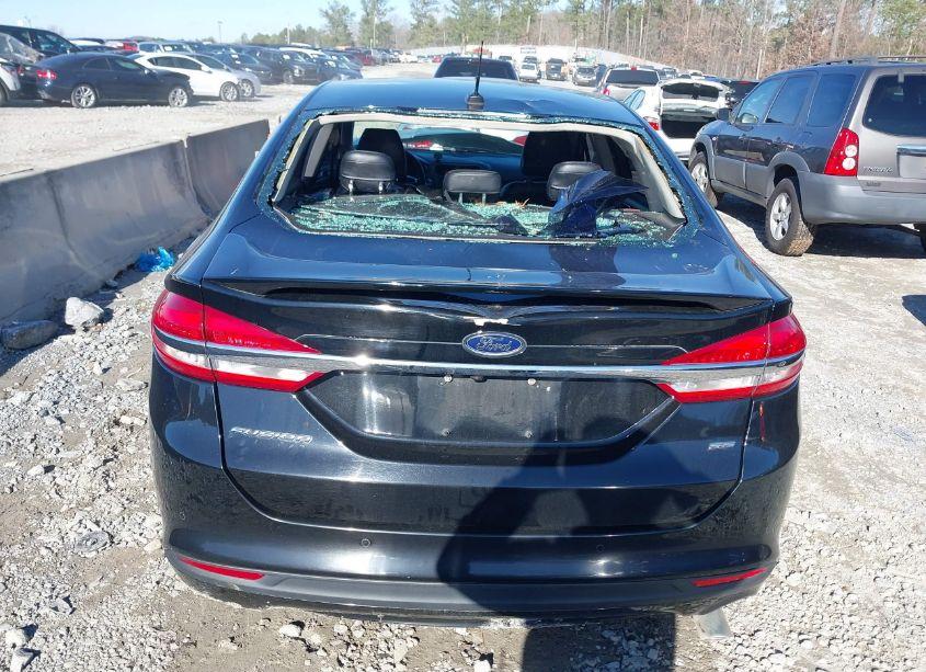 Photo 16 of 2018 Ford Fusion SE (VIN 3FA6P0H70JR113381)